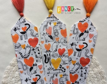 Cat and hearts, cat bookmark, fabric bookmark, cats lover, cat and books, bookish, readers club,