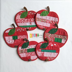 Posavasos de manzana con diseño de patchwork, regalo para el Día de la Madre, fin de curso, regalo para el profesor, Día de la Manzana, posavasos acolchado, regalo de inauguración de la casa