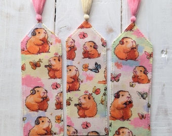 Capybara Bookmark, Animal Fabric Bookmark, Gift for Young Readers, Bookmark with Tassel, kids bookmark