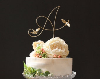 Wire Initial Cake Topper with Love Birds, Custom Gold Monogram Wedding Topper, Wedding Cake Topper, Gold Wire Cake Topper