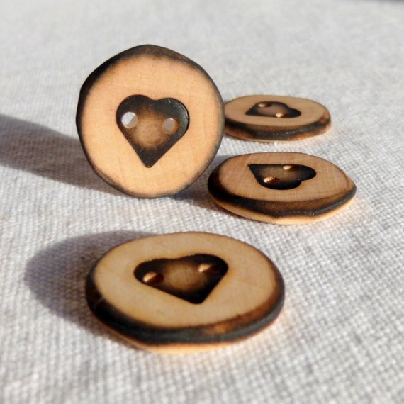 HERZ HERZEN HEART LOVE KNÖPFE ACRYL BABY KNOPF KINDER RETRO KIND SCHWARZ WEISS