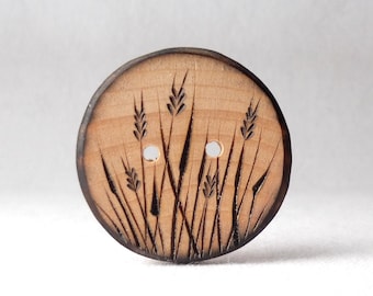 6 buttons, 1 Inch in Size, Wooden Sewing Buttons