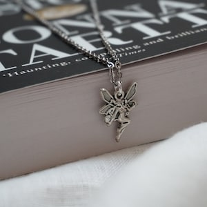 Aesthetic pendant top