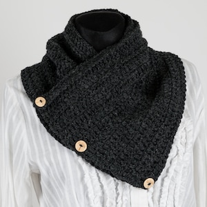 Charcoal gray Chunky Scarf wooden buttons Wrap Crochet Cowl Button Scarf Chunky Snood Boston Harbor Scarf neck warmer handmade scarf