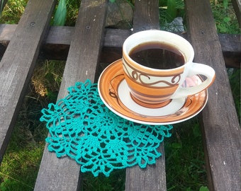 Emerald green small crochet doily coasters, crocheted doily, crochet table decor, crochet home decor, 6.6" small lace doilies, crochet gift