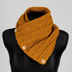 Mustard Chunky Scarf wooden buttons Wrap Crochet Cowl Knitted Scarf Button Scarf Chunky Snood Boston Harbor Scarf neck warmer handmade scarf