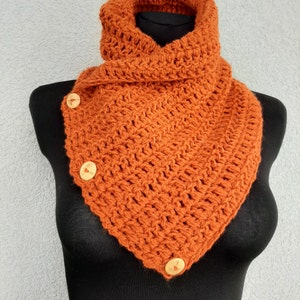 Burnt orange chunky button scarf, chunky button snood, scarves, chunky neck warmer, crochet cowl men women,  buttoned cowl, handmade scarf