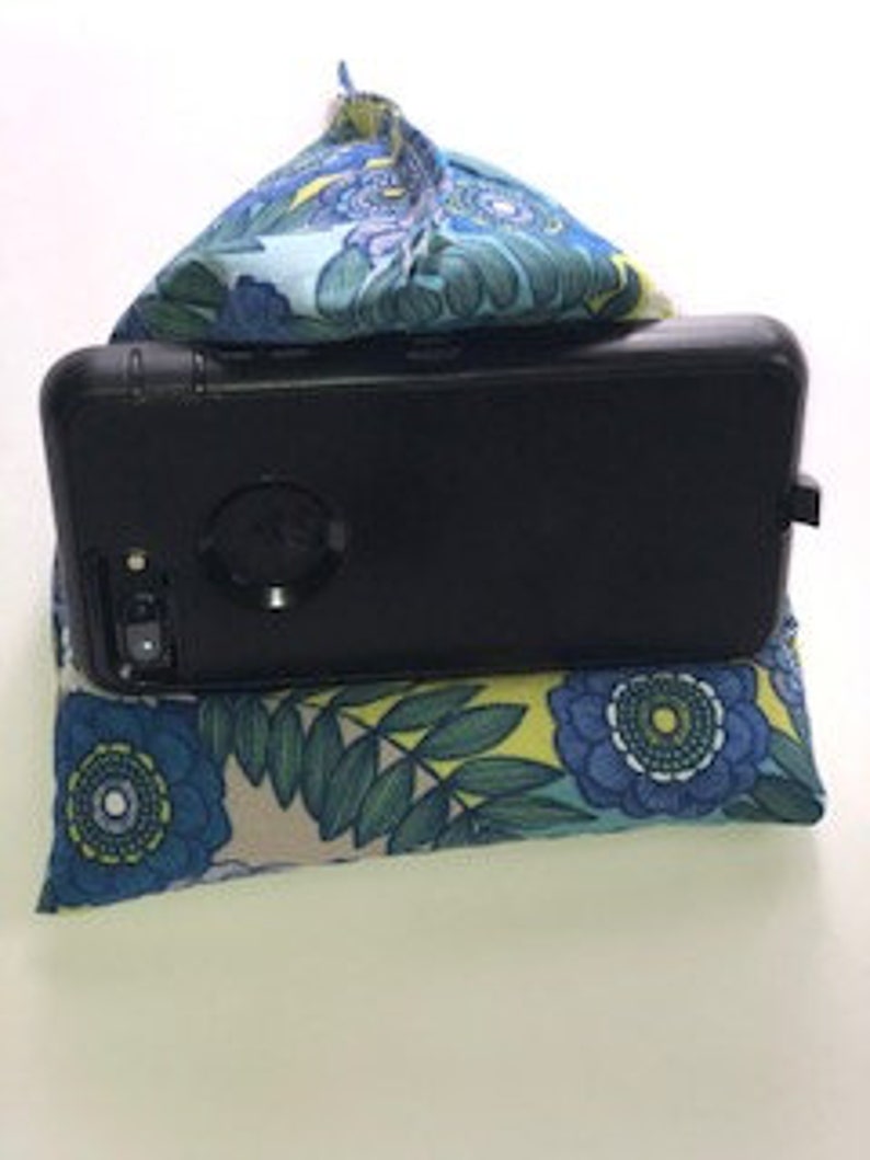 Smartphone Pillow Bean Bag Cell Phone horses Docking Station