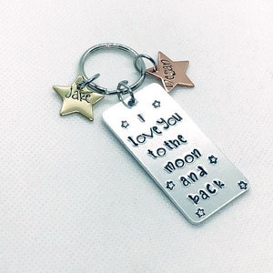 Ti amo per la luna e la portachiavi posteriore, regali per la festa della mamma per la mamma, regalo per la nonna, portachiavi nome personalizzato, regalo personalizzato per lei