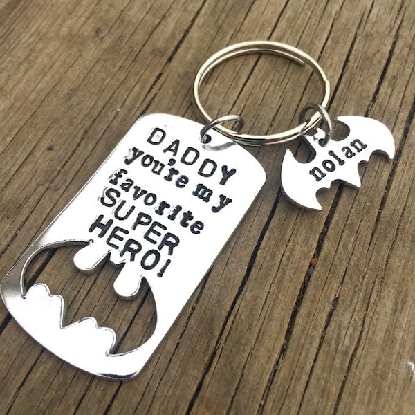 Superhero dad gifts, personalized gifts for father, Father's day keychain names, cool personalized keychains, best birthday gifts for him