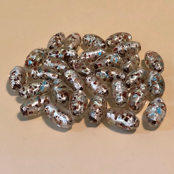 Cuentas de vidrio veneciano vintage: lámina de plata, piedra dorada, frita roja y azul