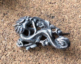 Finely Detailed, Vintage 1930s Era ,Chinese, Handmade Sterling Silver, Repoussé, Traditional Style, Serpent, Dragon(蛇, 龙) Brooch, Pin