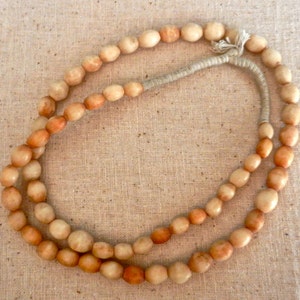 Vintage Hand Carved Bone Bead Strand: Ghana Tribal Jewelry (31 1/2&quot;)