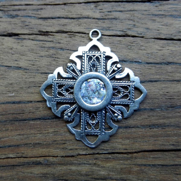 Vintage Hand Made Elegant Sterling Silver Cross With Delicate Filigree And Inset With Iridescent Multicolor Ancient Roman Glass From Israel