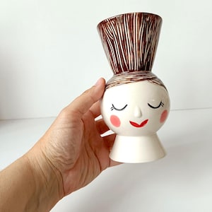 Sofia Vase - Woman Face Vase - Brown Hair - Handmade Ceramics, Ceramic Face Vase, Indoor vase, One of a kind, Retro Vase, Romantic Vase