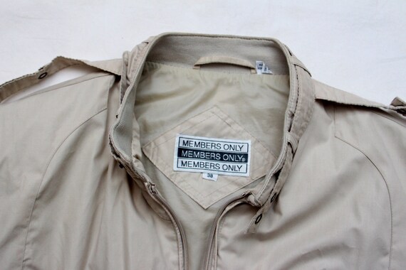 80 ' s rare Vintage « membres seulement » veste kaki kaki kaki clair Sz : MEDIUM (exclusif pour hommes) 94fc6e 80 ' s rare Vintage « membres seulement » veste kaki kaki kaki clair Sz : MEDIUM (exclusif pour hommes) 94fc6e