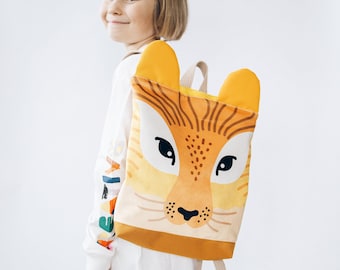 Printed Lion backpack for children with name tag