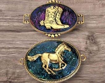Stunning Set of 2 Concho Pendant Connectors Western Horse Boots   Jewelry Making Pendants