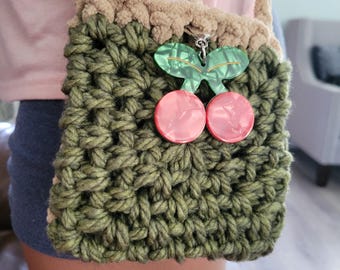 Compact crossbody bag