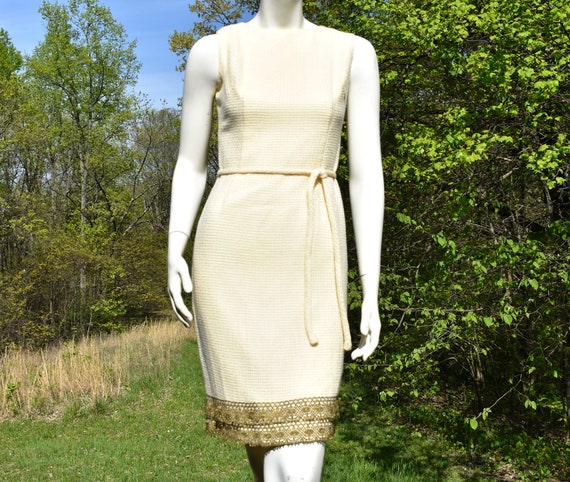 Creamy, Dreamy 1960s Sheath by Maggi Stover