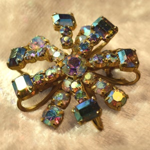 1950s Aurora Borealis Brooch, Mad Sparkle, Color and Style image 6