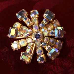 1950s Aurora Borealis Brooch, Mad Sparkle, Color and Style image 3