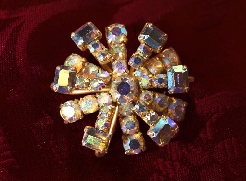 1950s Aurora Borealis Brooch, Mad Sparkle, Color and Style image 3