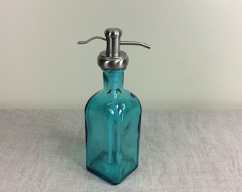 17 ounce Bottle Soap Dispenser Bathroom Kitchen Pump blue Glass Metal