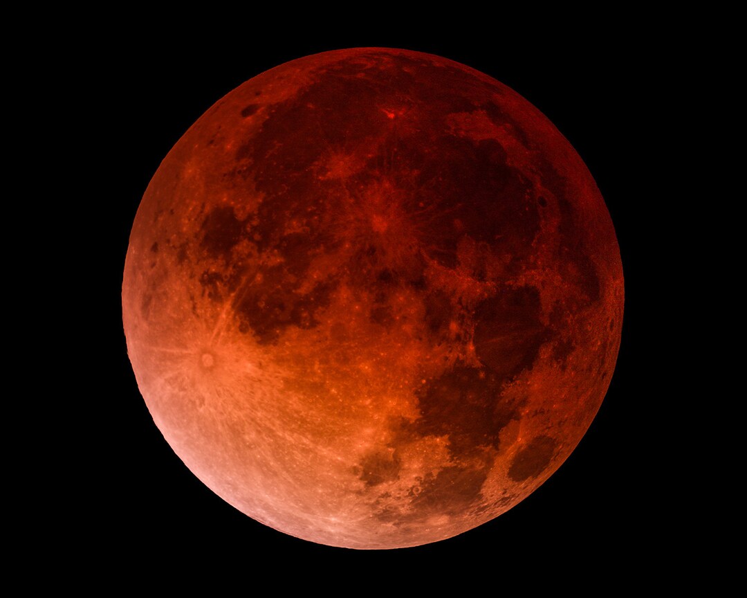 Lunar Eclipse Print, Lunar Eclipse Wall Art, Astrophotography ...
