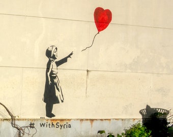 Banksy Balloon Girl With Syria, Banksy Street Art, Banksy Artwork