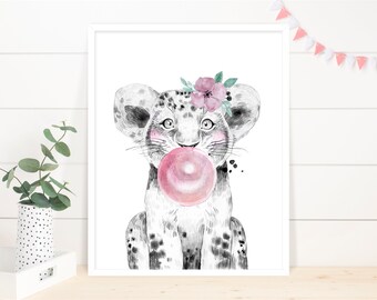 Safari Lion with Bubble Gum Digital Print, Sztuka ścienna dla dziewcząt, Wydruki do pokoju dziecięcego, Wystrój sypialni, Nowe dziecko, Zwierzęta afrykańskie, Natychmiastowe pobieranie