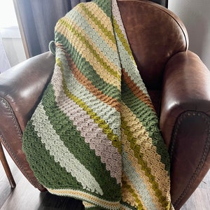 Instant Download Crochet Pattern: Contemporary Cozy C2C Crochet Blanket Pattern - Detailed Instructions - Diagram