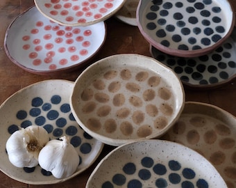 tazón de cerámica , color maíz, verde de la primavera , de color verde pálido , miel manchada azul , hechos a mano