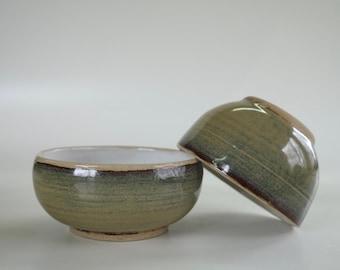 Glasierte Mehrzweckschüssel aus Keramik