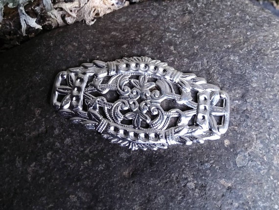 Bright Silver Stamping Medalion Small