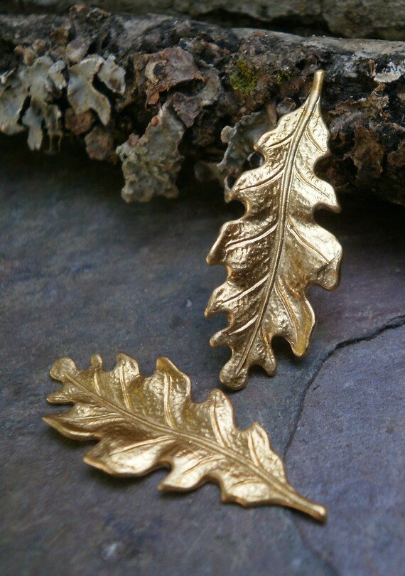 Raw Brass Stamping Tiny Oak Leaves Pair