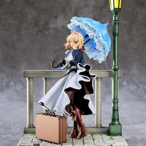 Violet evergarden resin figure - Etsy 日本