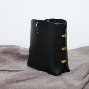 Black Bucket Bag image 2