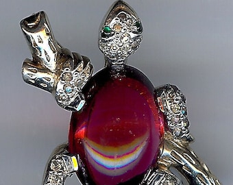 VINTAGE Reja style pink glass belly rhinestone TURTLE PIN brooch