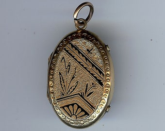 Antique VICTORIAN ornate enamel gold fill two sided LOCKET PENDANT