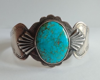 ネイティブアメリカンの素晴らしいヴィンテージ ナバホ ターコイズ