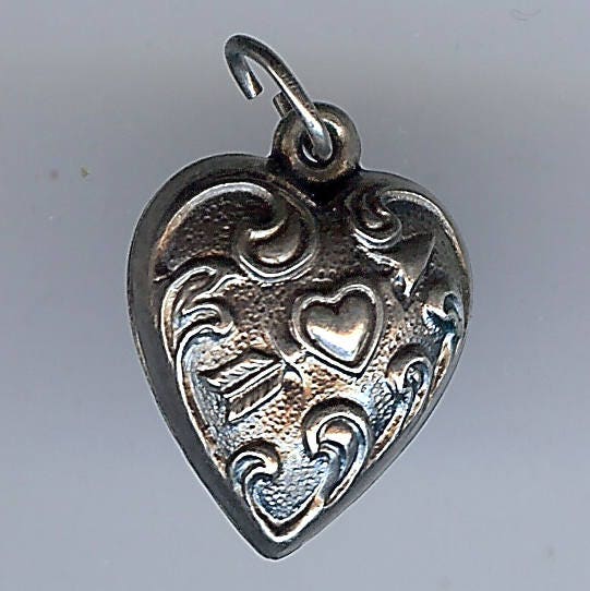 VINTAGE STERLING SILVER Arrow Through Heart Fat Puffy Heart - Etsy
