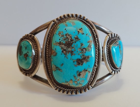 Vintage NAVAJO Indian silver TURQUOISE cuff BRACEL