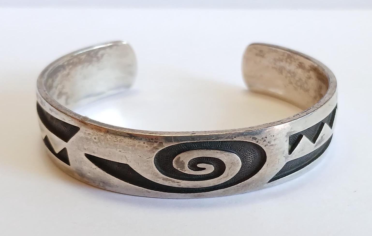 VINTAGE Eldon James HOPI Indian Silver Overlay Cuff BRACELET - Etsy