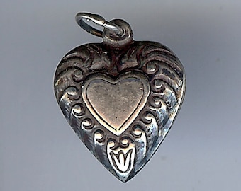 VINTAGE fancy sterling silver puffy heart in HEART CHARM