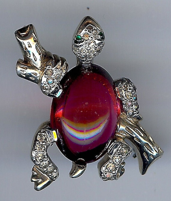 VINTAGE Reja style pink glass belly rhinestone TUR