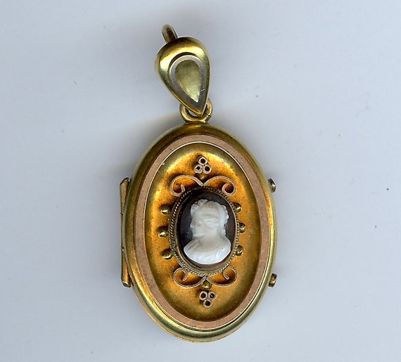 ANTIQUE VICTORIAN ERA 10k gold cameo locket penda… - image 1