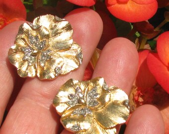 Beautiful Vintage Crown TRIFARI Clear Rhinestone Gold Pansy Lady's Earrings, Hard to Find, Magical Late 1950's Elegant Clip Backs