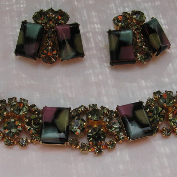 Awesome Unique Vintage "La Rel" Signed Demi Parure, Pastel Pearlized Flakes on Black Thermoset w/Green Gray Rhinestones, Bracelet, Earrings