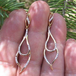 Gorgeous 14K Gold Diamond Lady&#39;s Dangling Tear Drop Post Earrings, High Quality Very Fine,  Marked 14K 585, 1 & 5/8&quot; Length, Vintage Jewelry
